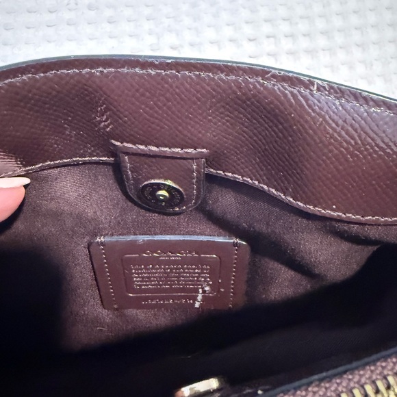 Coach Signature Monogram Crossbody Satchel Purple Trim - Picture 4 of 4